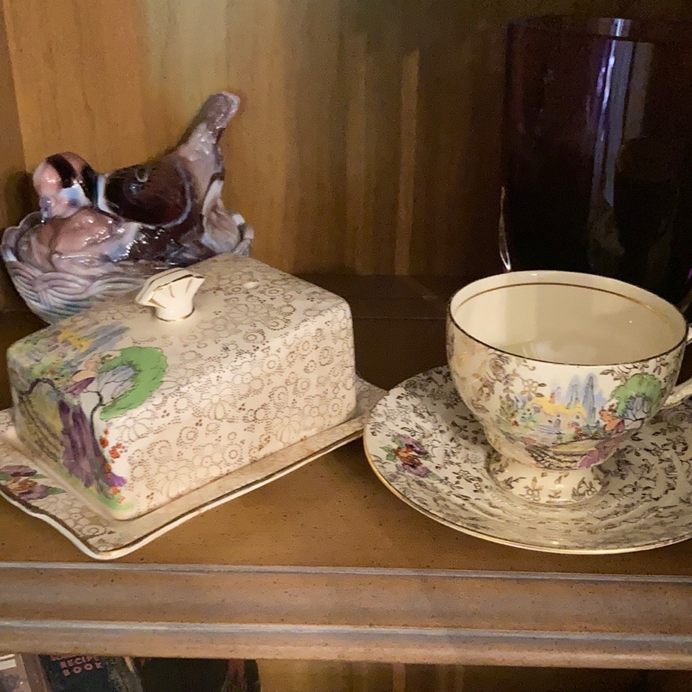 H&K Tunstall China-covered butter/ cheese dish, cup saucer